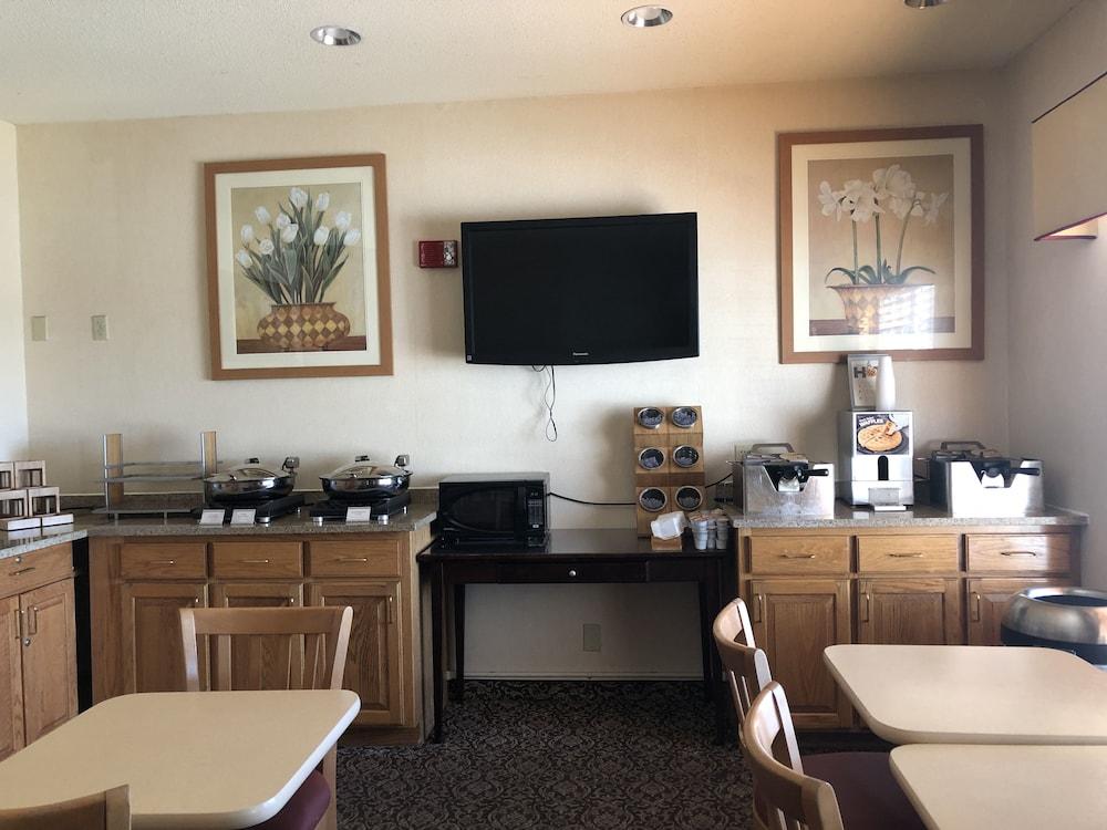 Best Western Worlds Of Fun Kansas City Ngoại thất bức ảnh